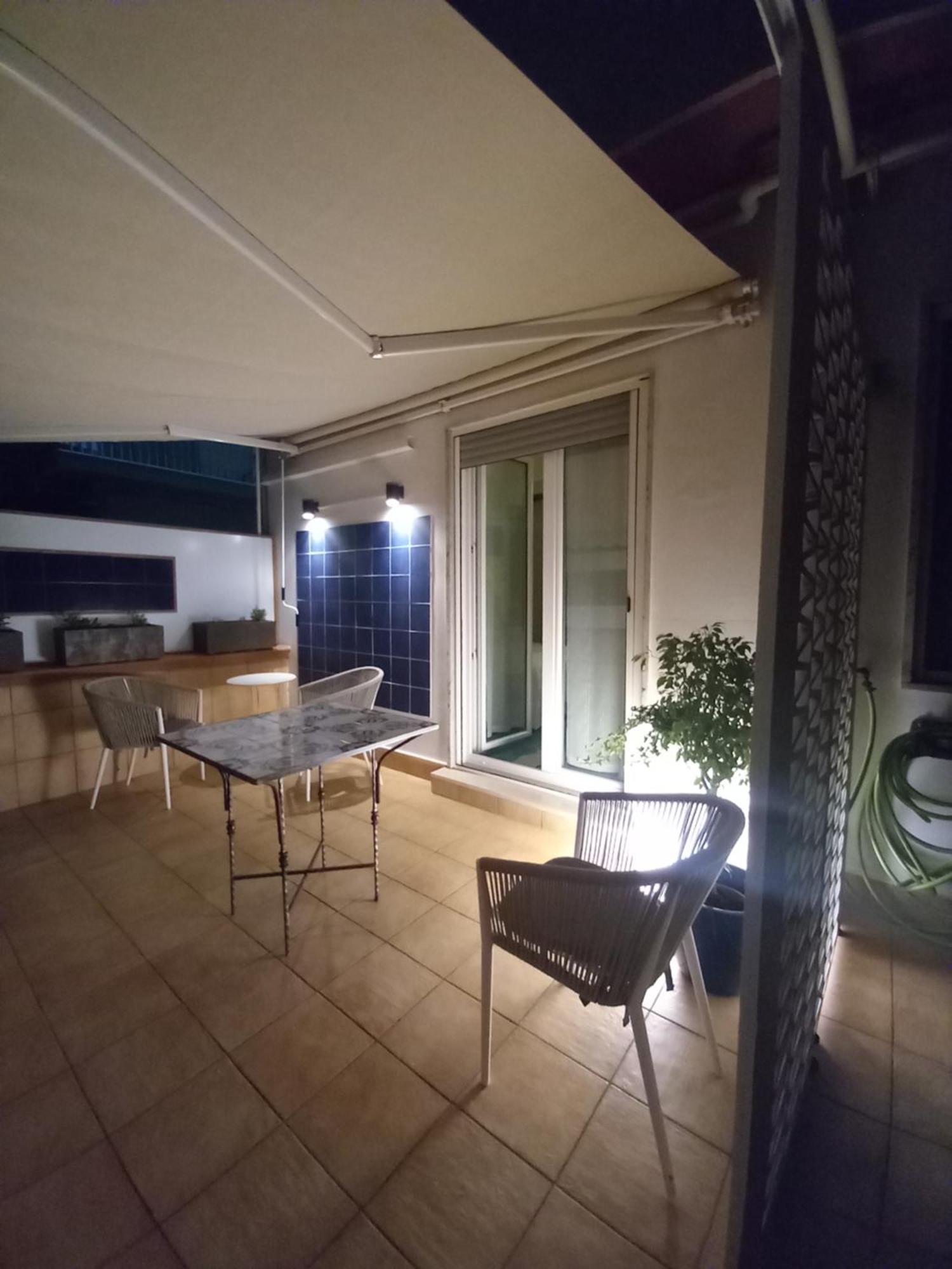 Salerno Home Station Екстер'єр фото
